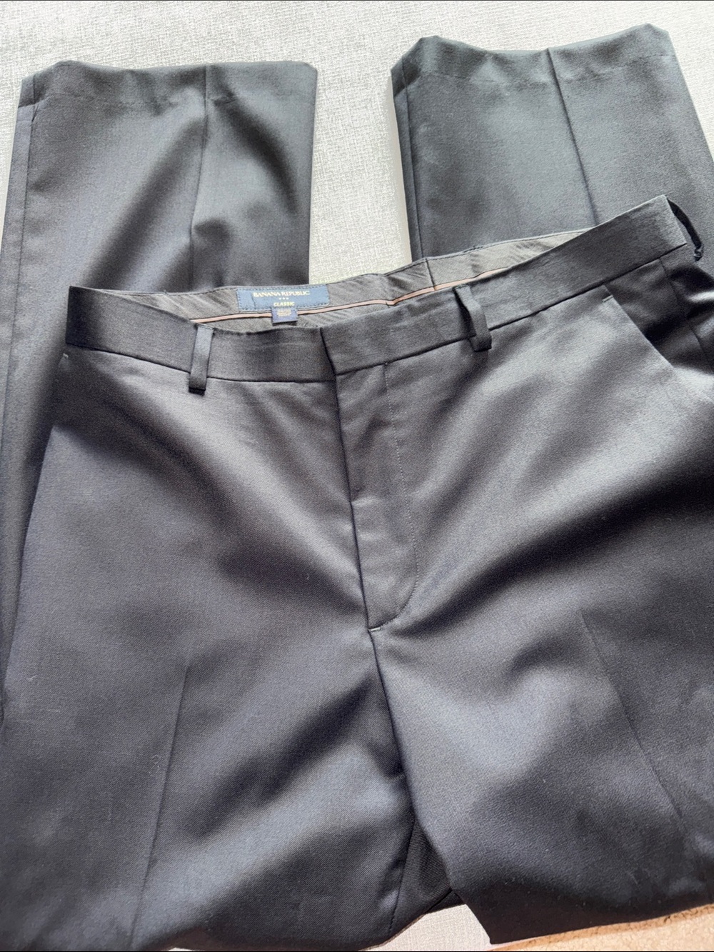 Banana Republic Black Wool Straight-Leg Pleated Formal Dress Pants 34x30 EUC